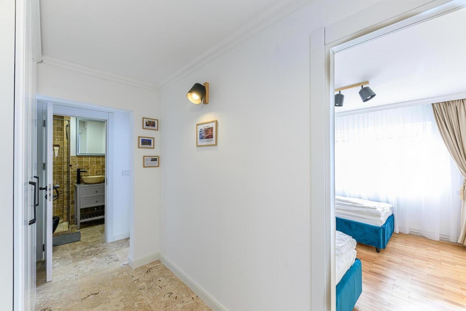 Five Stars Apartment 티미쇼아라 외부 사진